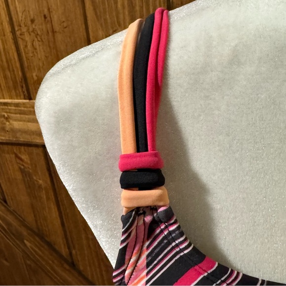 Nike | mult color | tankini swim suit top | Sz 8 (M) - Picture 9 of 16